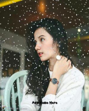 Best Snow Falling Frame For Casual Photos